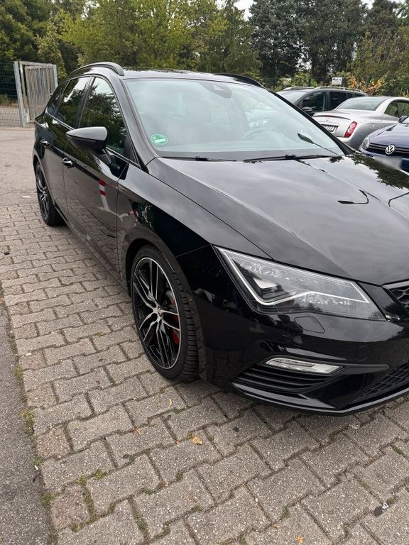 نمای دیگر سیات سیات لئون کوپرا 300st 4drive