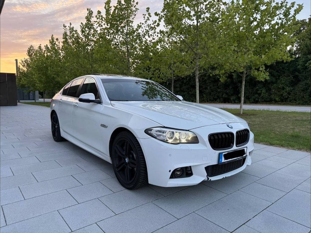 نمای دیگر بی ام و 535i LCI فیسلیفت ام-پاکت 94.000KM TÜV 06/2027