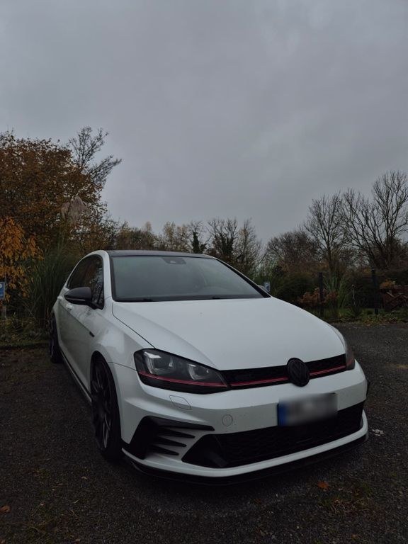 فولکس واگن گلف 7 GTI کلاباسپرت