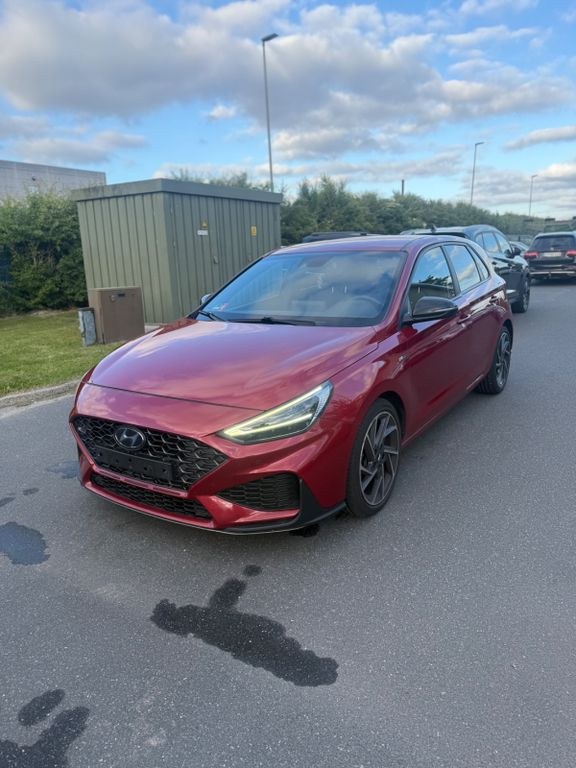 نمای دیگر هیوندای i30 1.5 T-GDI بنزین ان لاین DCT