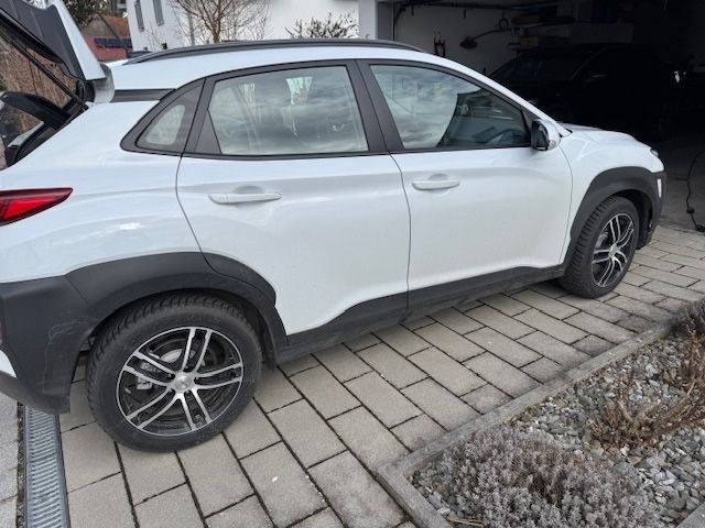 نمای دیگر هیوندای کونا 1.6 T-GDI ترند DCT 2WD ترند