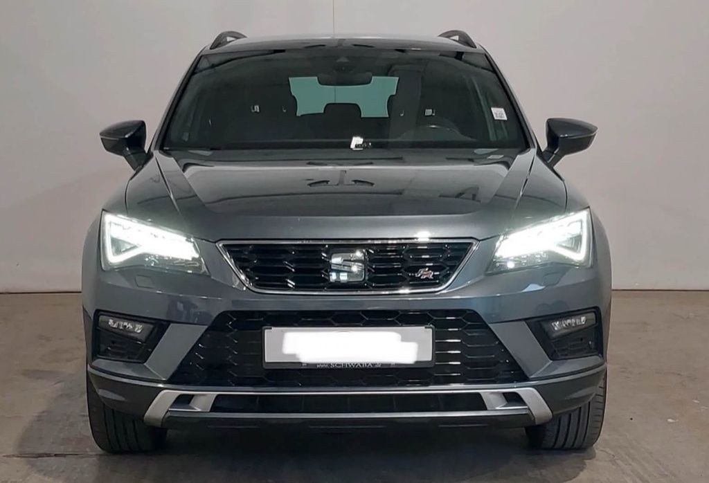 نمای دیگر سیات آتکا FR 4Drive اتوماتیک. ناوی. AHK. ACC. LED. دوربین