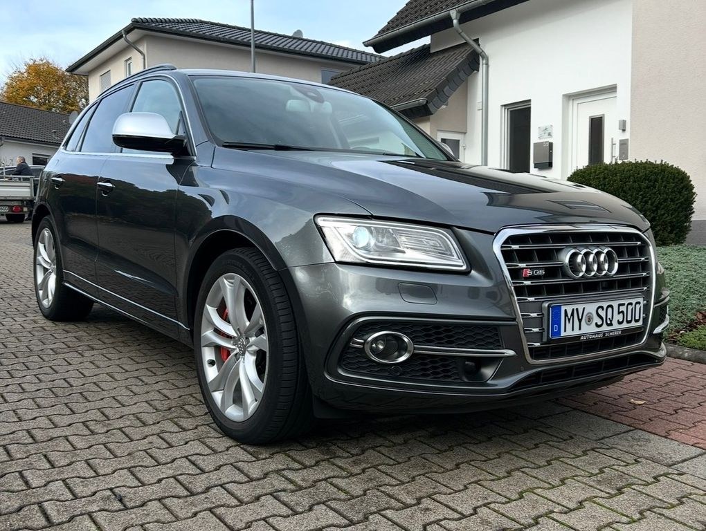 نمای دیگر آئودی SQ5 3.0 TDI تیپترونیک کواترو