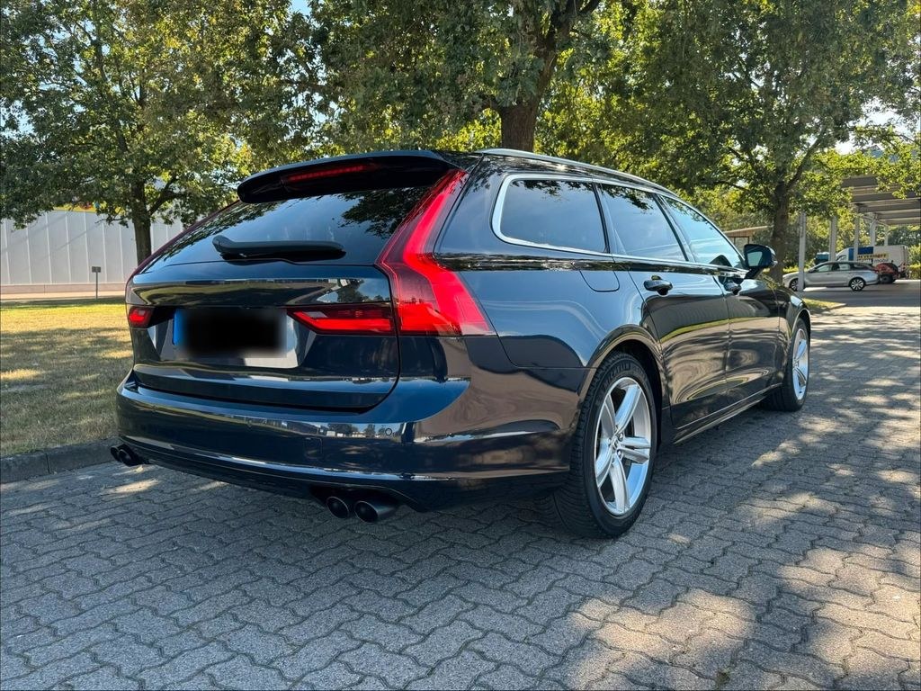 نمای دیگر ولوو v90 D4