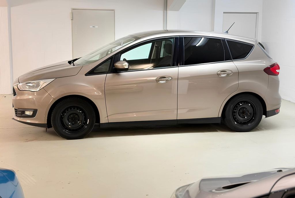 نمای دیگر فورد C-Max 125 اسب بخار *ناوبری *کروز کنترل *گرمکن صندلی *PDC *۸ حالته