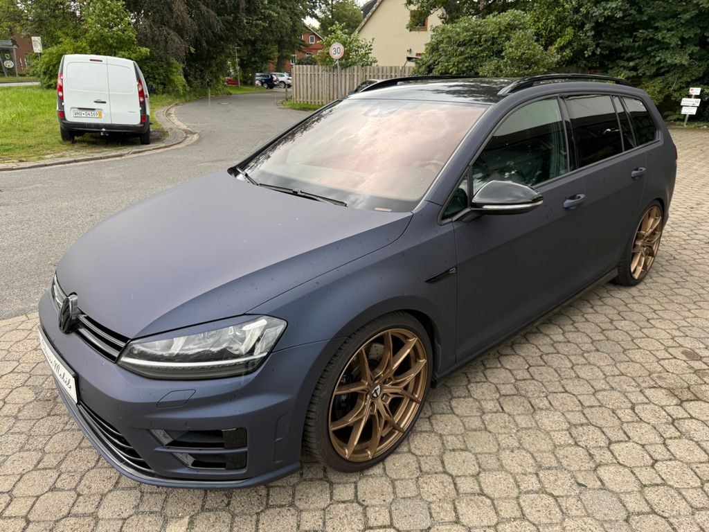 نمای دیگر فولکس واگن Golf VII Variant R 4Motion ABT