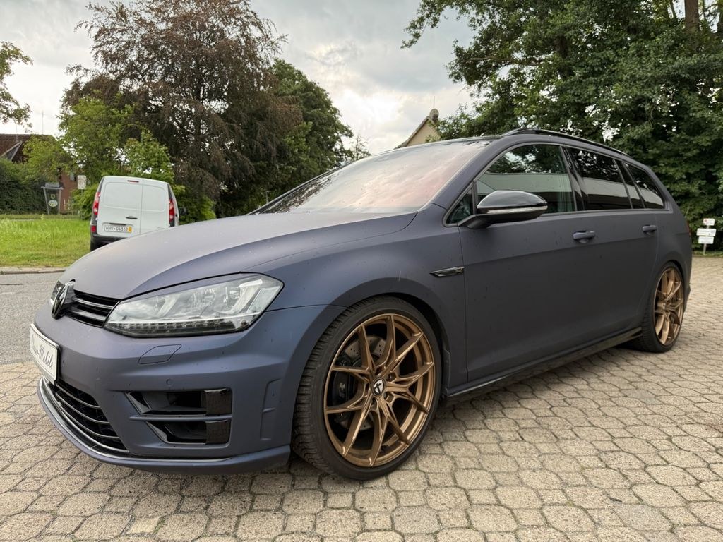 نمای دیگر فولکس واگن Golf VII Variant R 4Motion ABT