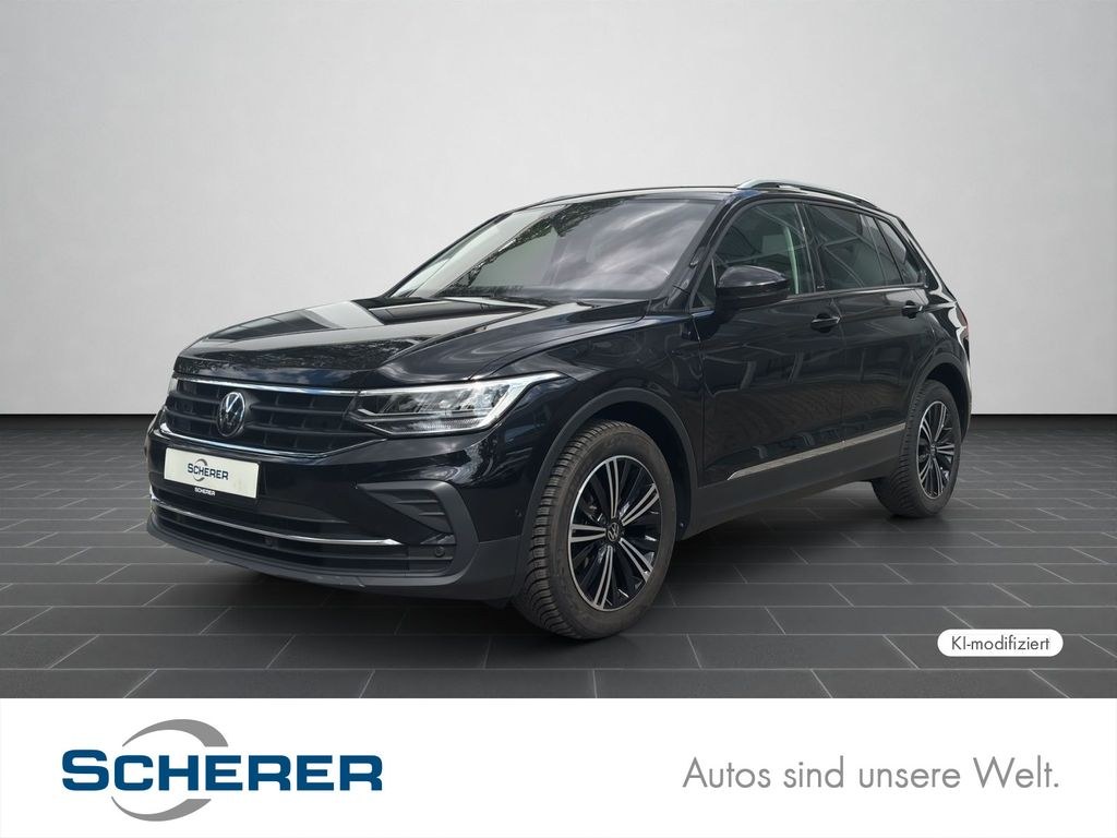فولکس واگن Tiguan 2.0 TDI Active NAVI AHK APP RearView 18"