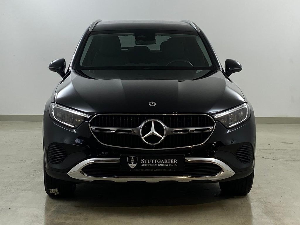 نمای دیگر مرسدس بنز GLC 200 4Matic آوانگارد دیسترونیک چرم MBUX