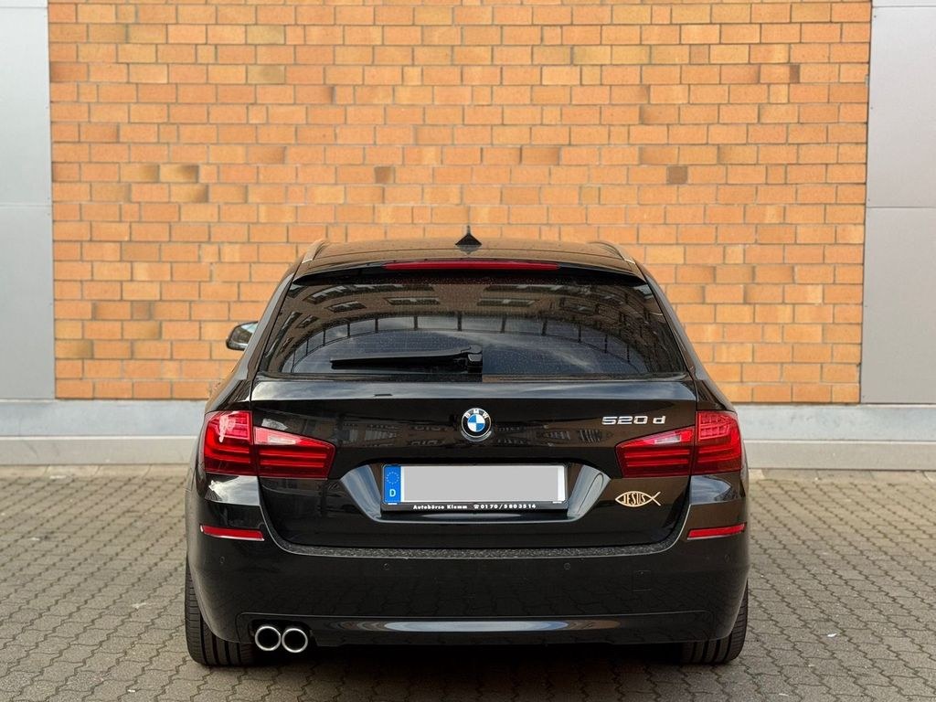 نمای دیگر بی ام و 520d تورینگ 190 PS اتوماتیک Le...