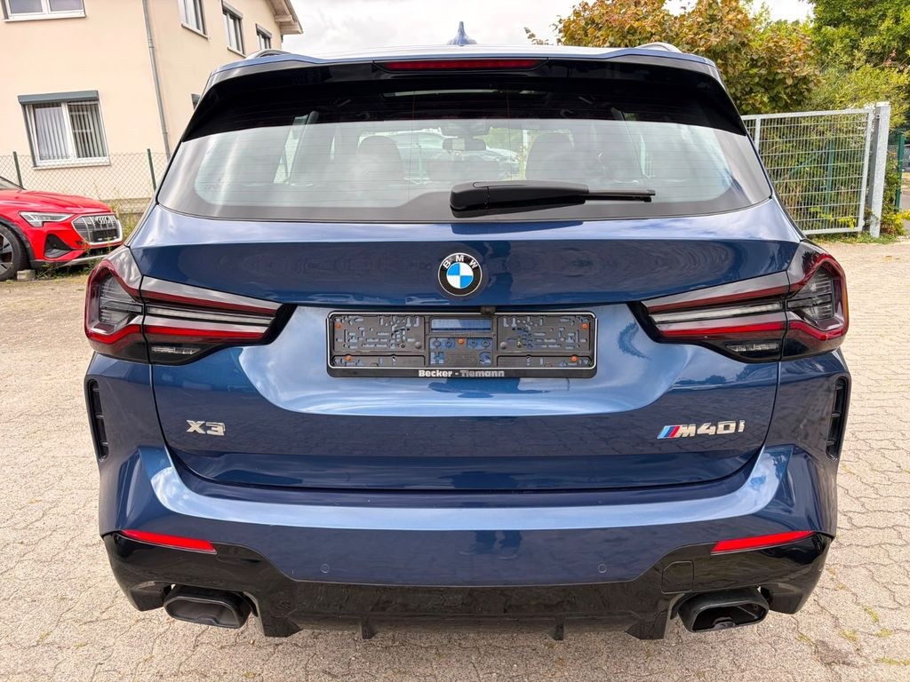 نمای دیگر بی ام و X3 M40i 265KW