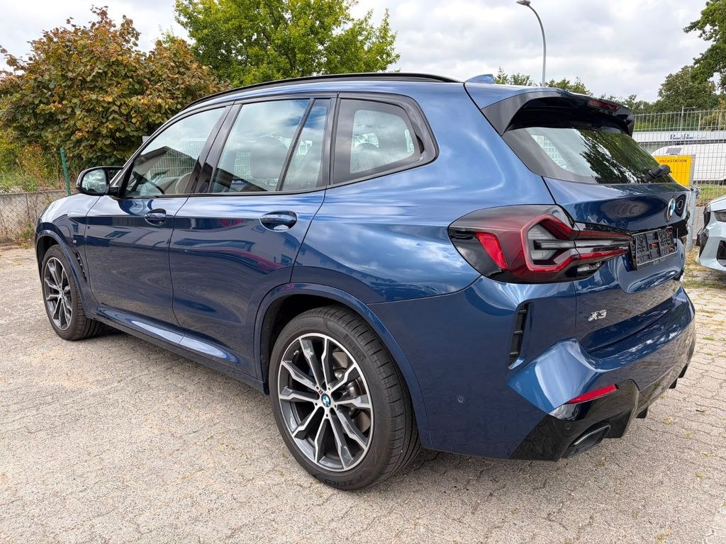 نمای دیگر بی ام و X3 M40i 265KW