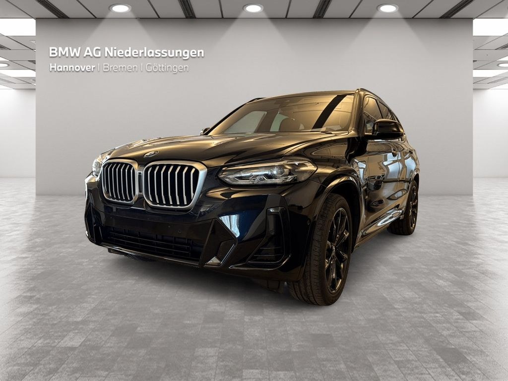 بی ام و X3 xDrive30e M Sport ناوی AHK هدآپ دوربین