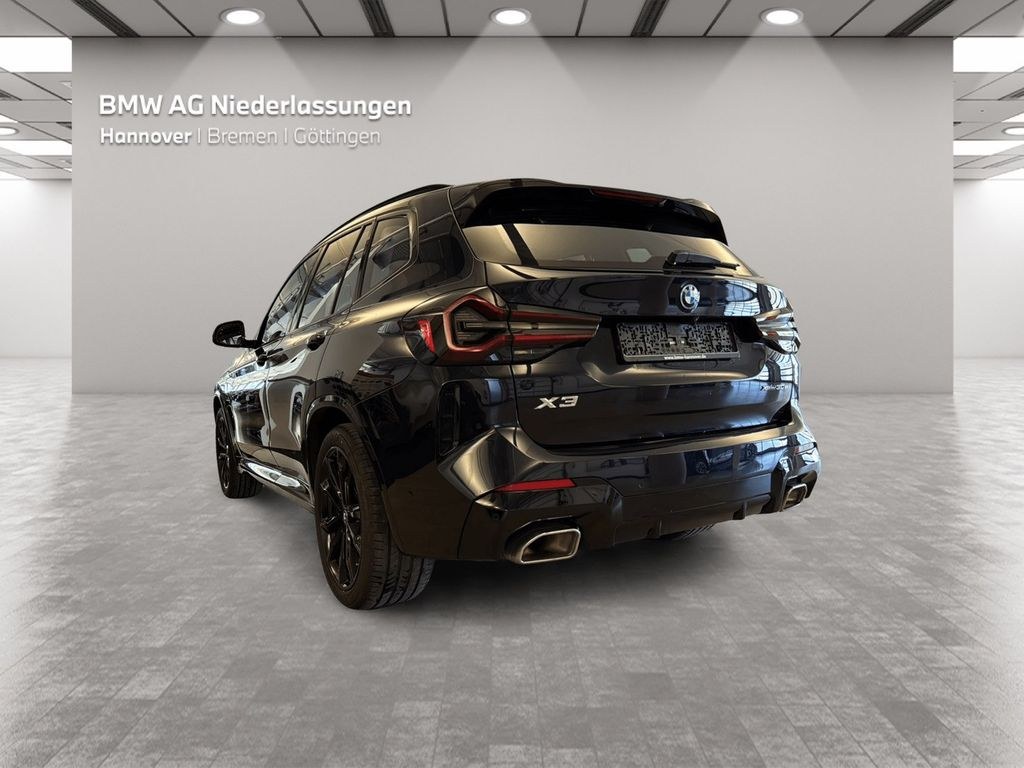 نمای دیگر بی ام و X3 xDrive30e M Sport ناوی AHK هدآپ دوربین