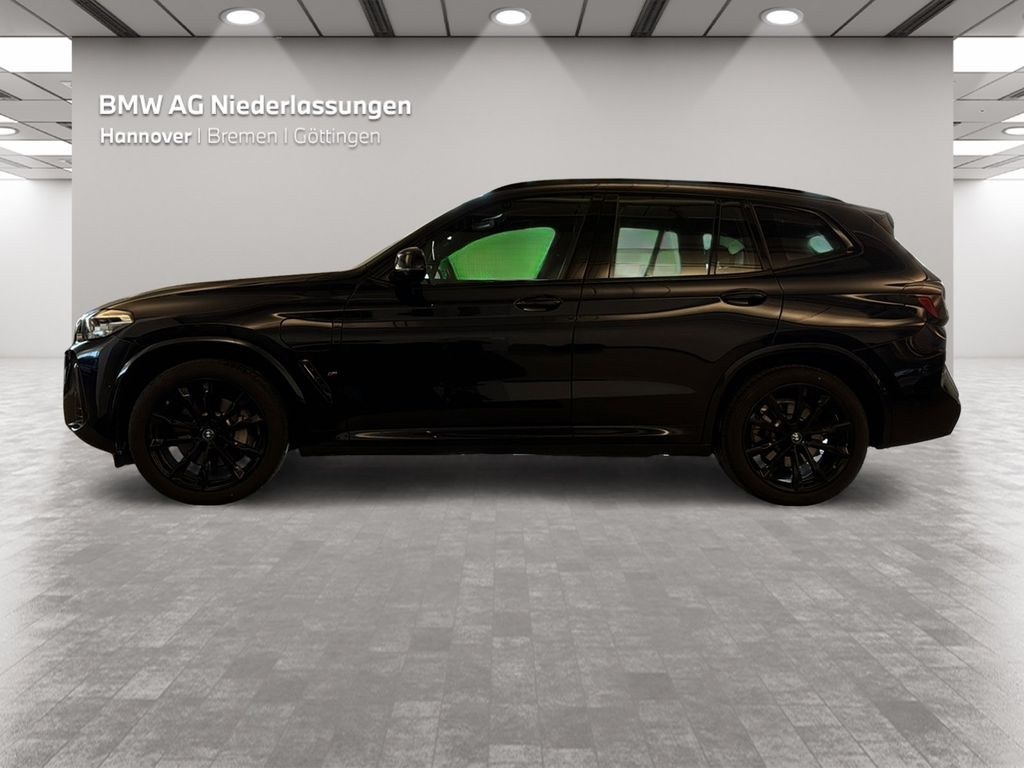 نمای دیگر بی ام و X3 xDrive30e M Sport ناوی AHK هدآپ دوربین