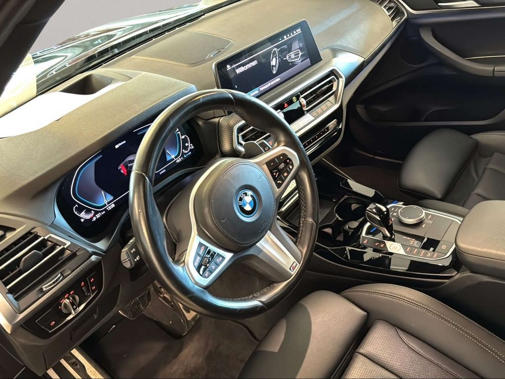 نمای دیگر بی ام و X3 xDrive30e M Sport ناوی AHK هدآپ دوربین