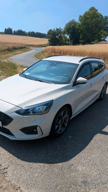 نمای دیگر فورد فوکوس ST-Line 1.5 L 150 PS اتوماتیک...