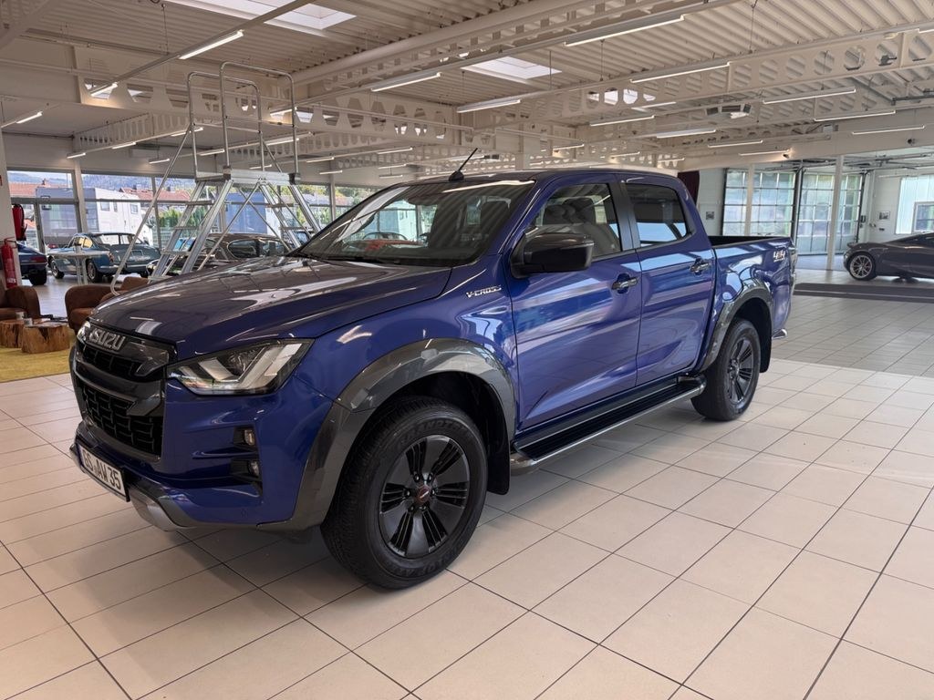 ایسوزو D-Max دابل کاب 4WD V-CROSS