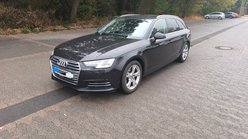 آئودی A4 2.0 TDI S tronic اسپورت آوانت اسپورت