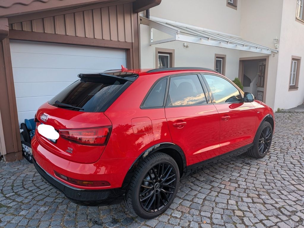 نمای دیگر آئودی Q3 2.0 TDI کواترو S tronic 135kW(184 PS) s-line