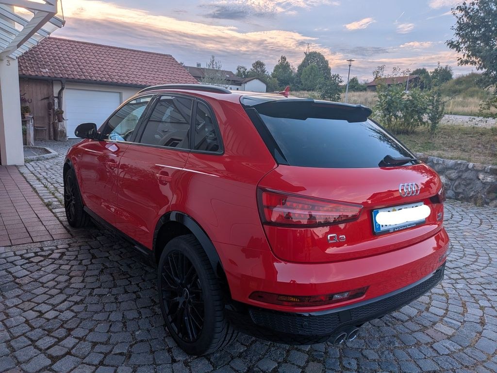 نمای دیگر آئودی Q3 2.0 TDI کواترو S tronic 135kW(184 PS) s-line