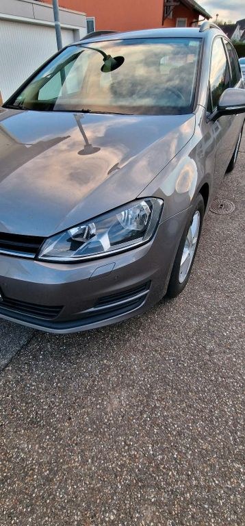 نمای دیگر فولکس واگن گلف VII 1,6 Tdi