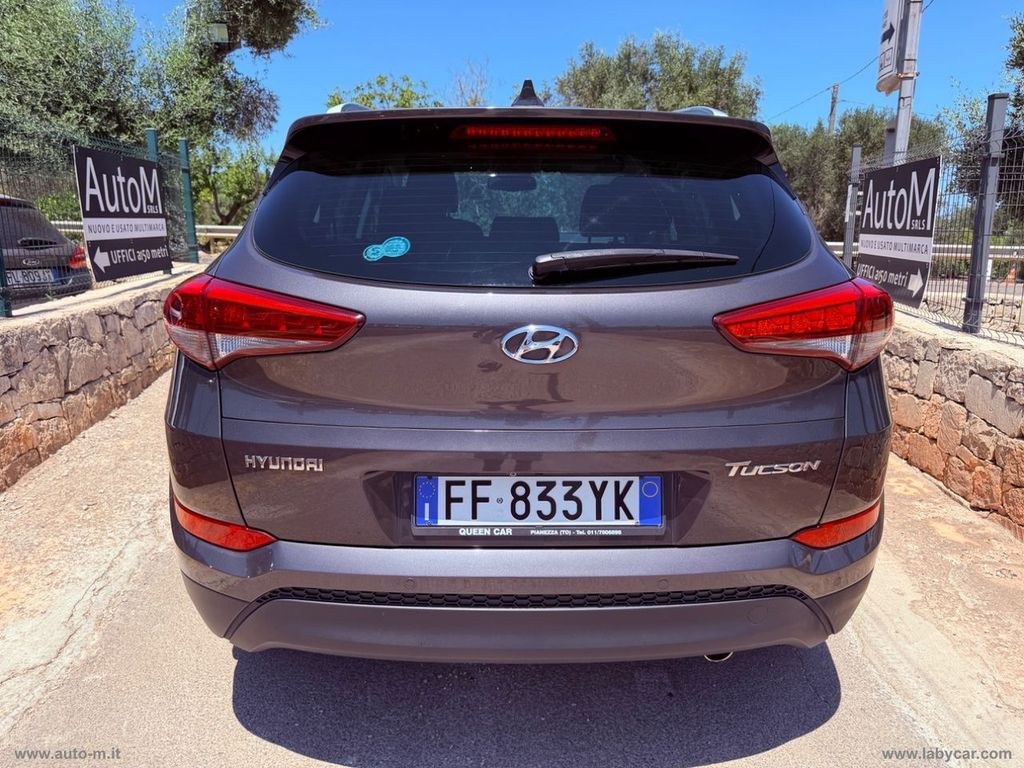 نمای دیگر هیوندای هیوندای توسان 1.7 CRDi XPossible