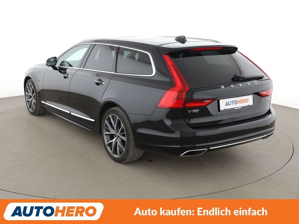 نمای دیگر ولوو V90 2.0 T8 پلاگین هیبرید اینسکریپشن AWD