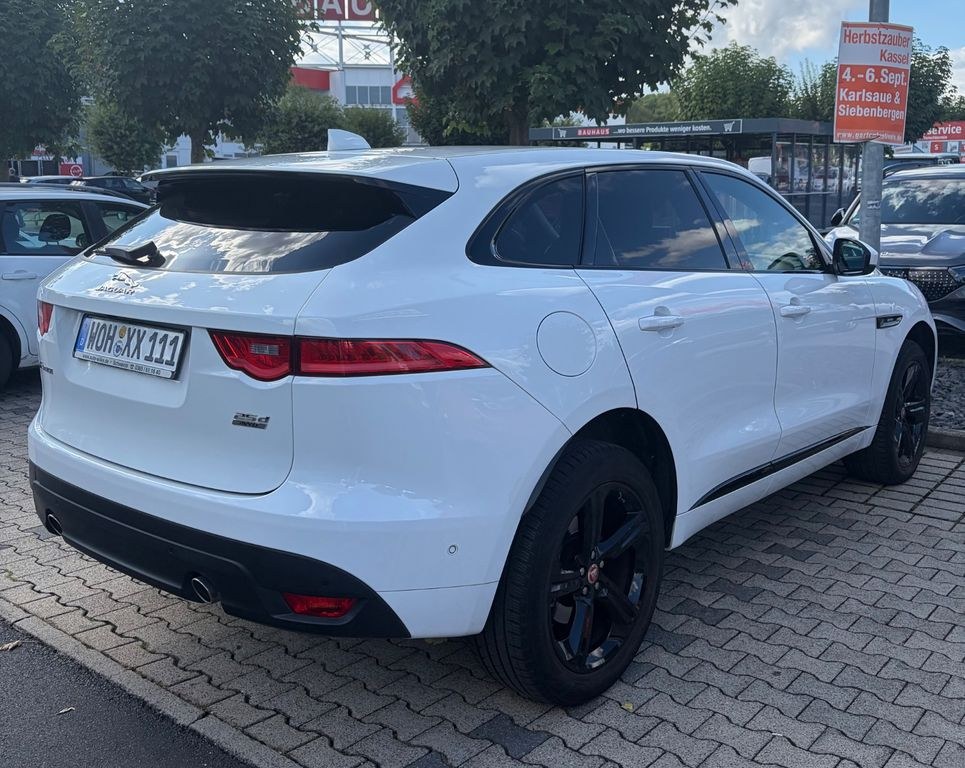 نمای دیگر جگوار F-Pace 25d AWD R-Sport اتوماتیک R-Sport