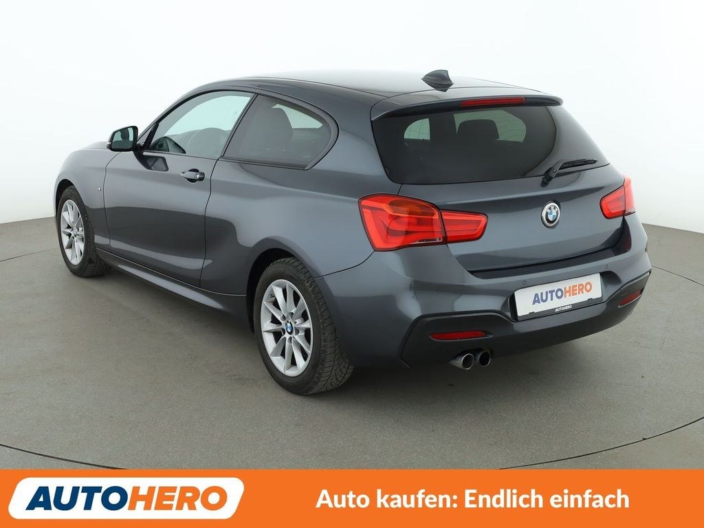نمای دیگر بی ام و 1er 120i M Sport