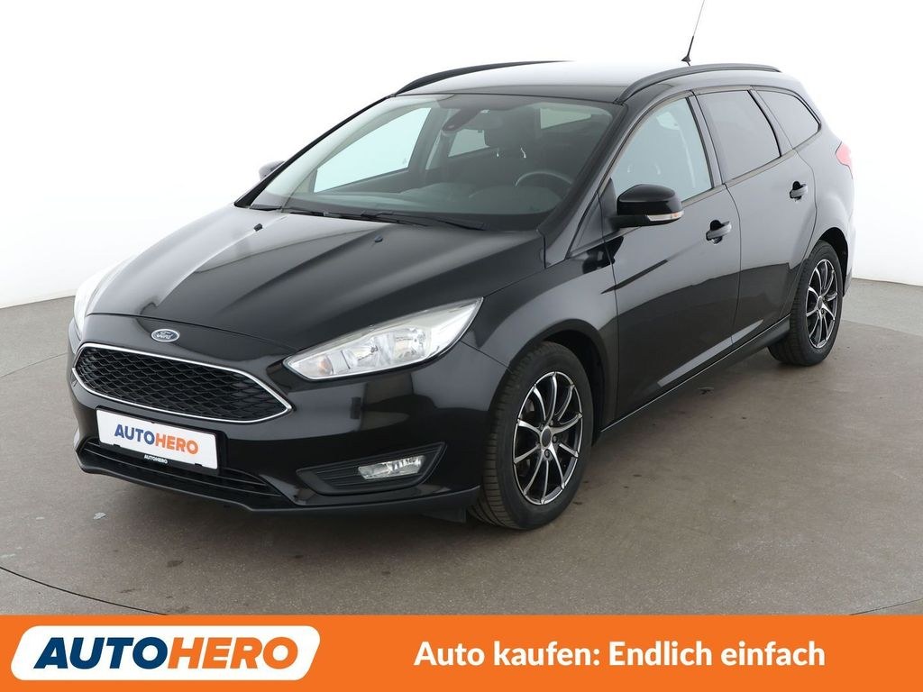 فورد فوکوس 1.0 EcoBoost Business