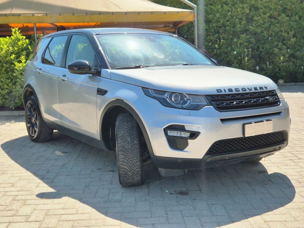 نمای دیگر لندروور دیسکاوری اسپورت 2.0 TD4 180 CV اتوماتیک /