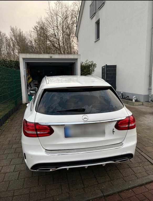 نمای دیگر مرسدس بنز Mercedes Benz C200 AMG line