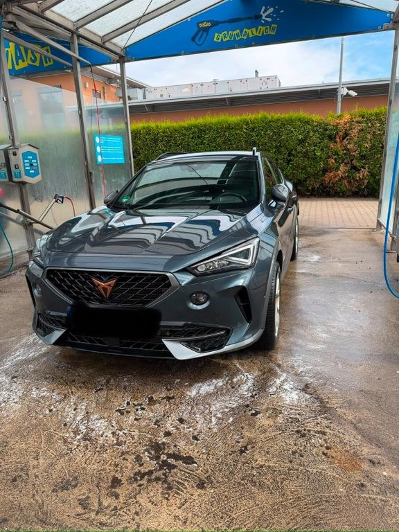 نمای دیگر کوپرا فورمنتور 1.4 e-HYBRID 150kW DSG -