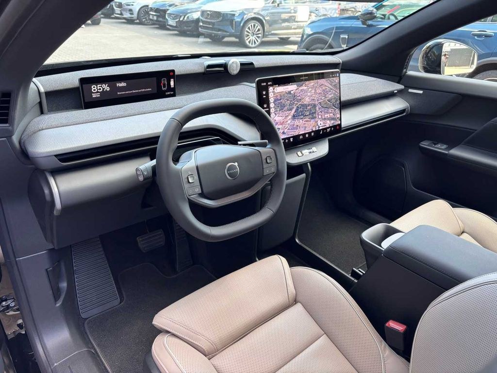 نمای دیگر ولوو EX60 P10 AWD اولترا