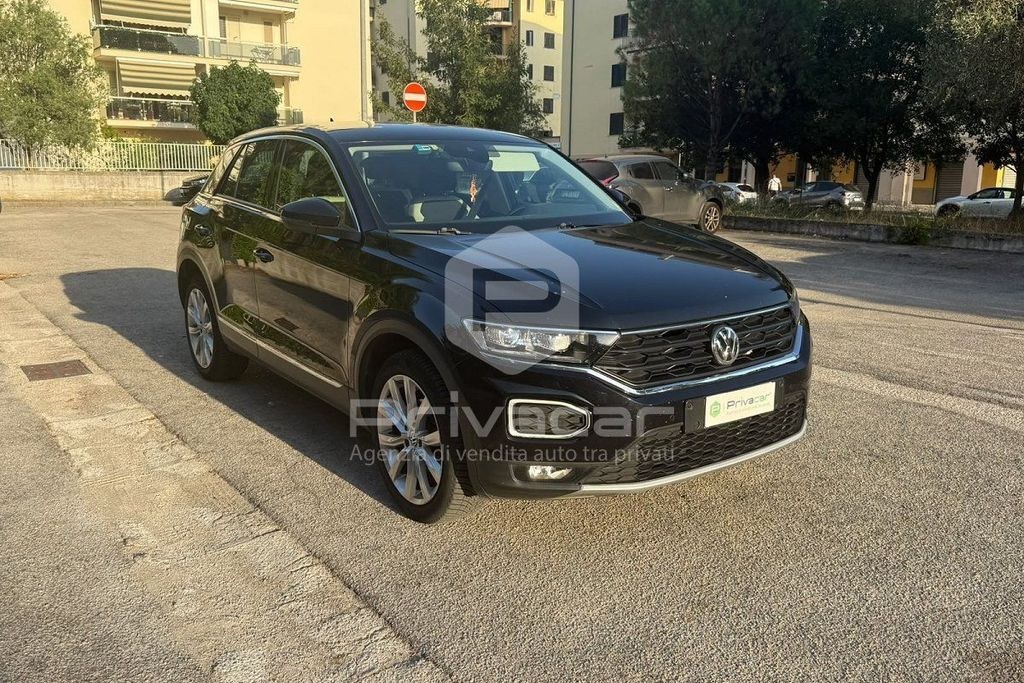 نمای دیگر فولکس واگن تی-راک 1.6 TDI SCR ادونسد بلوموشن