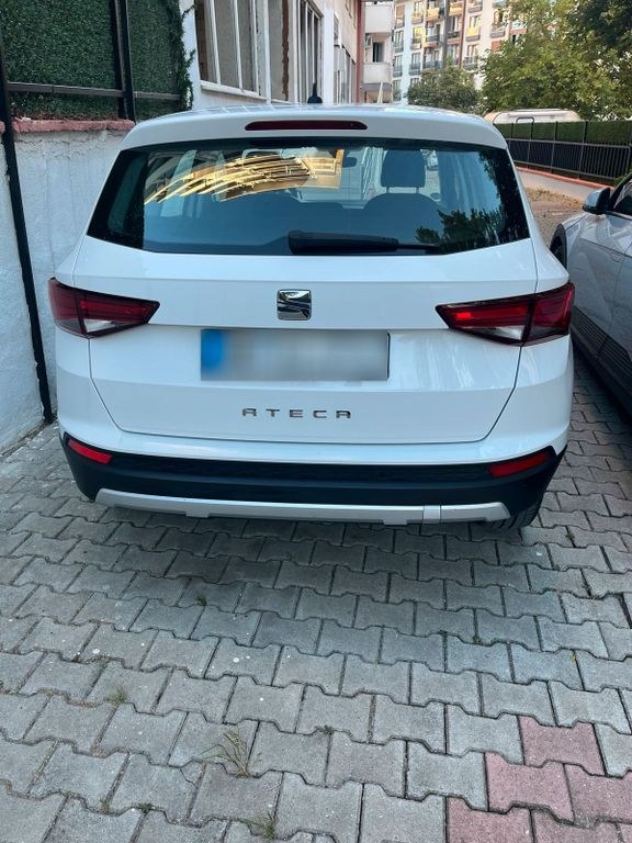 نمای دیگر سیات آتکا 1.6 TDI, پکیج استایل