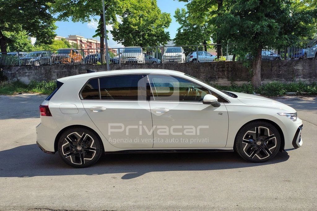 نمای دیگر فولکس واگن گلف 2.0 TDI 150 CV DSG SCR R-Line Pl