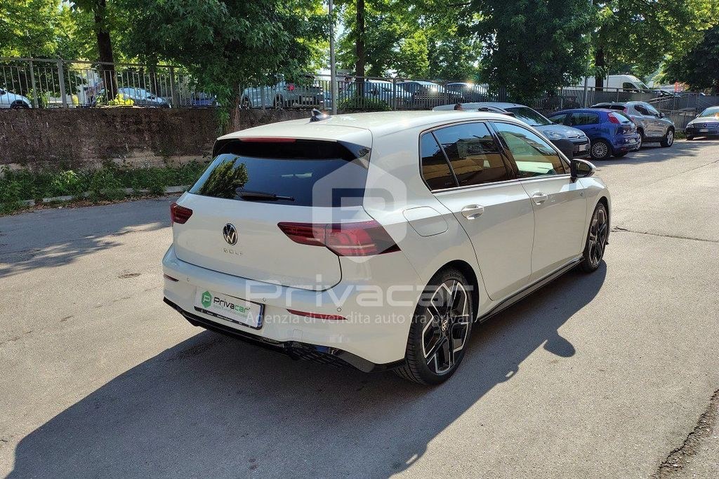 نمای دیگر فولکس واگن گلف 2.0 TDI 150 CV DSG SCR R-Line Pl