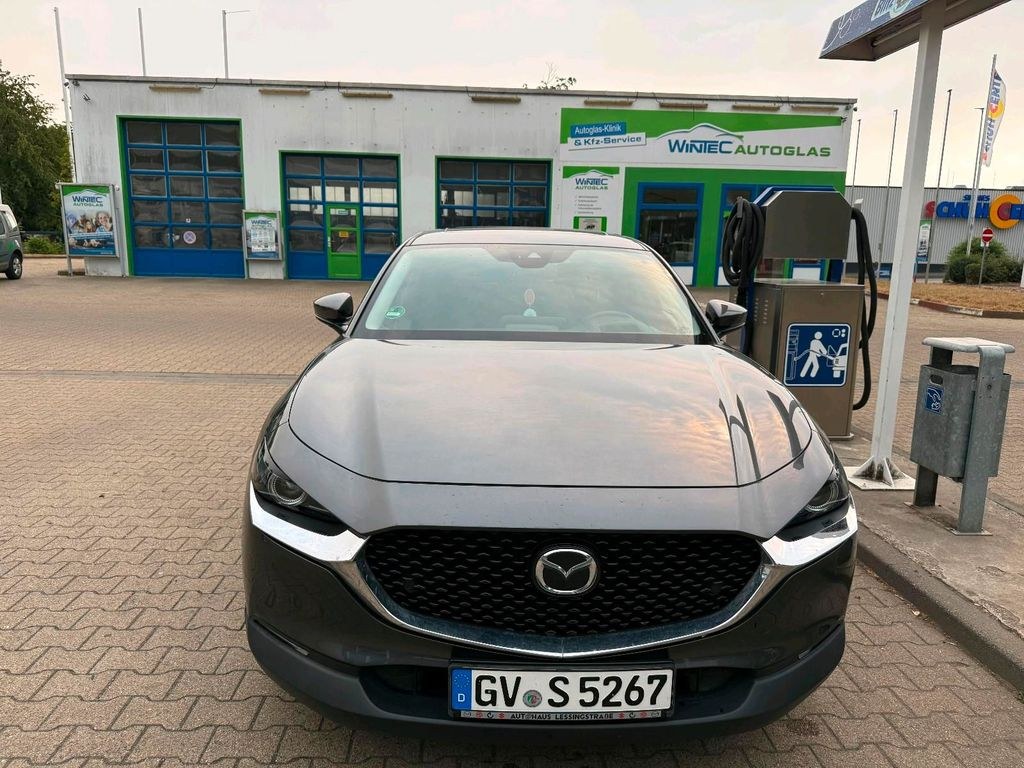 نمای دیگر مزدا مزدا XC-30 هیبرید بنزین/الکتریک