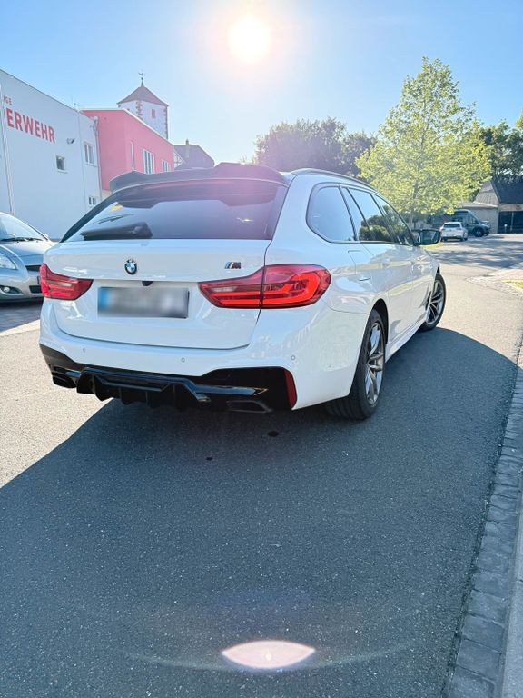 نمای دیگر بی ام و 540d XDrive | G31 | ام پاکت