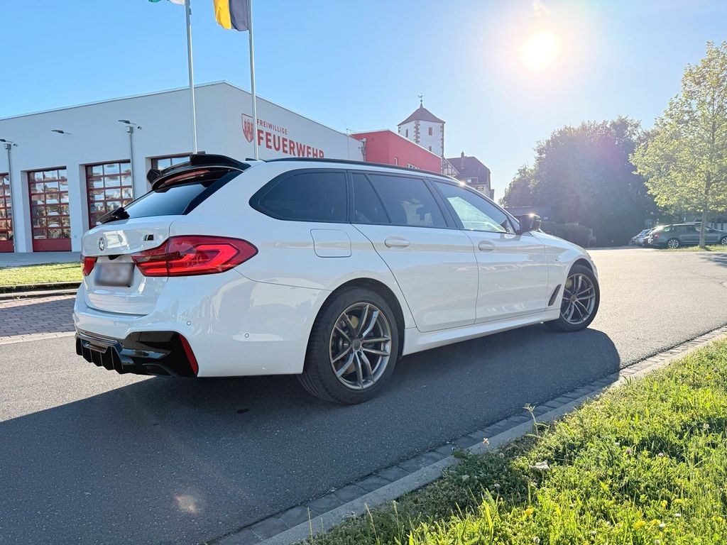 نمای دیگر بی ام و 540d XDrive | G31 | ام پاکت