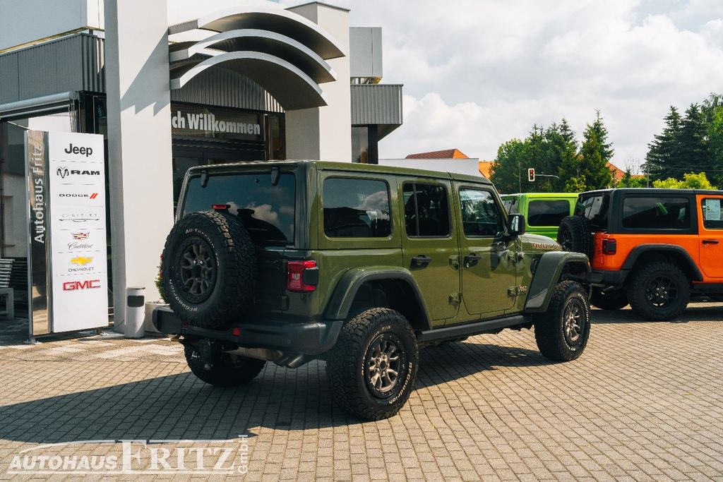 نمای دیگر جیپ رنگلر روبیکن 392 -6.4l 4x4 وینچ جلو، AHK