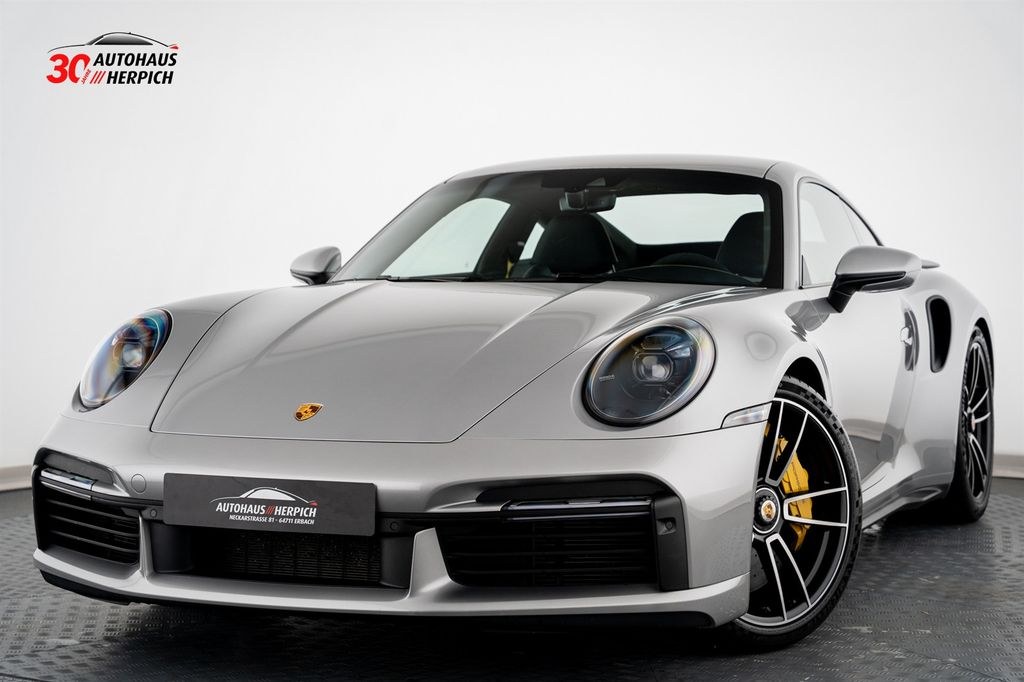 پورشه 992 Turbo S Coupé Burmester Vollschale Leichtbau