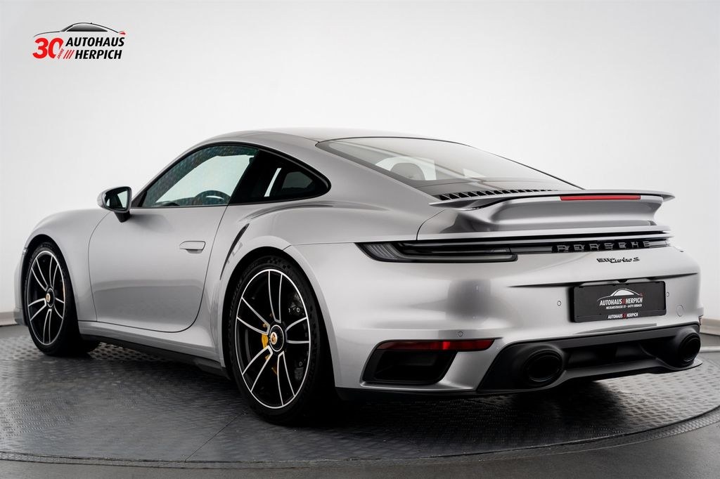 نمای دیگر پورشه 992 Turbo S Coupé Burmester Vollschale Leichtbau