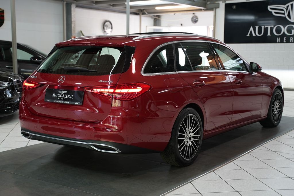 نمای دیگر مرسدس بنز C 220 d 4Matic*HUD*پانوراما*DISTR*کمک حفظ خط*دوربین*حافظه