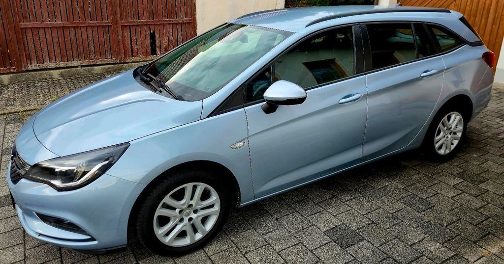 نمای دیگر Opel Astra K Sports Tourer 1.0 Klima PDC S...