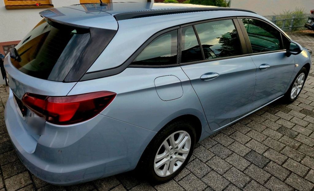 نمای دیگر Opel Astra K Sports Tourer 1.0 Klima PDC S...