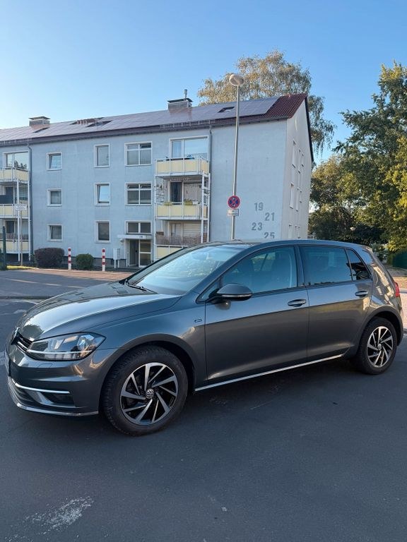 نمای دیگر فولکس واگن گلف 7 جوئین 1.0 TSI 86 PS | 9...