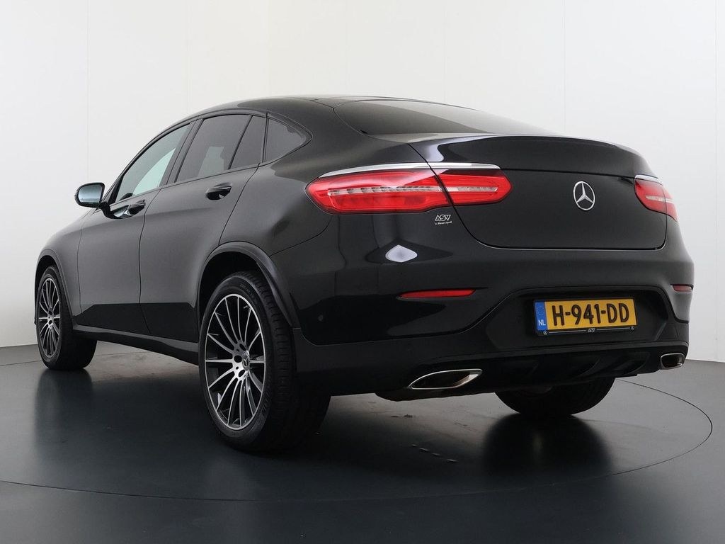 نمای دیگر مرسدس بنز GLC 250 کوپه 4MATIC اسپورت ادیشن | بورمستر S